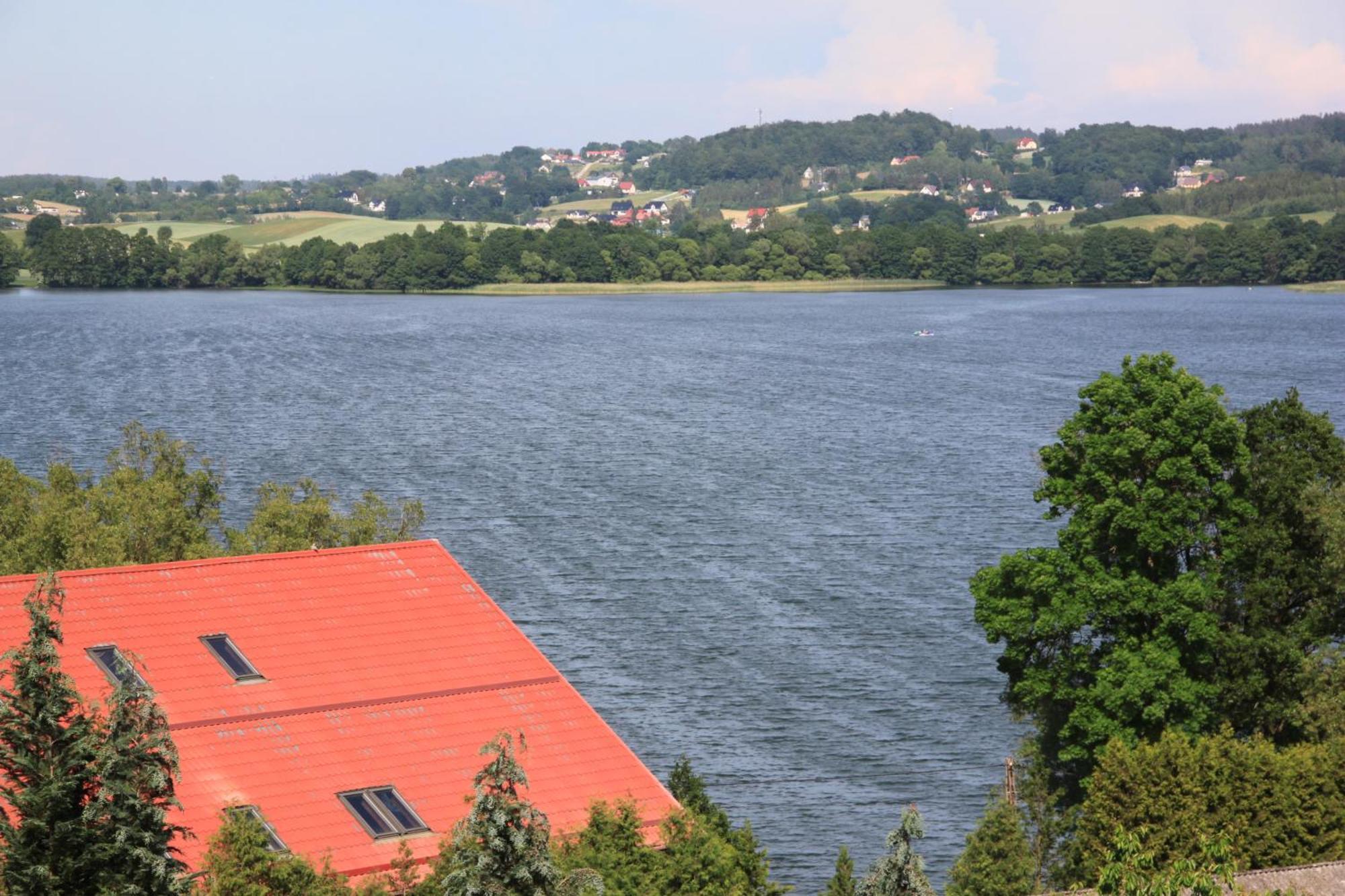 Mira - Mira Pokoje Z Widokiem Na Jezioro Chmielno Esterno foto
